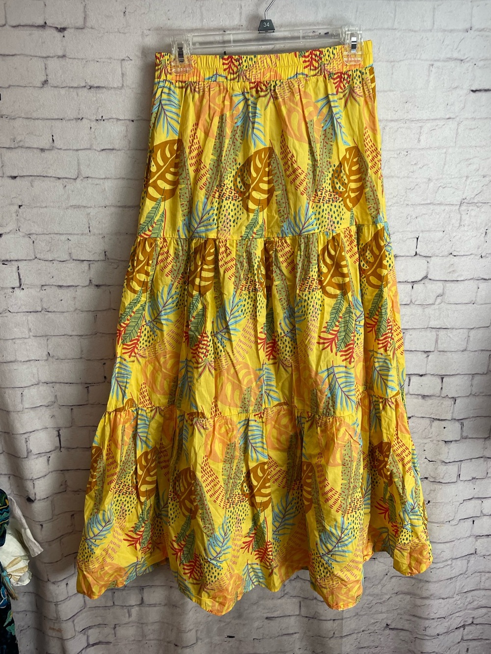 Forever 21 yellow tropical print tiered maxi skirt size medium